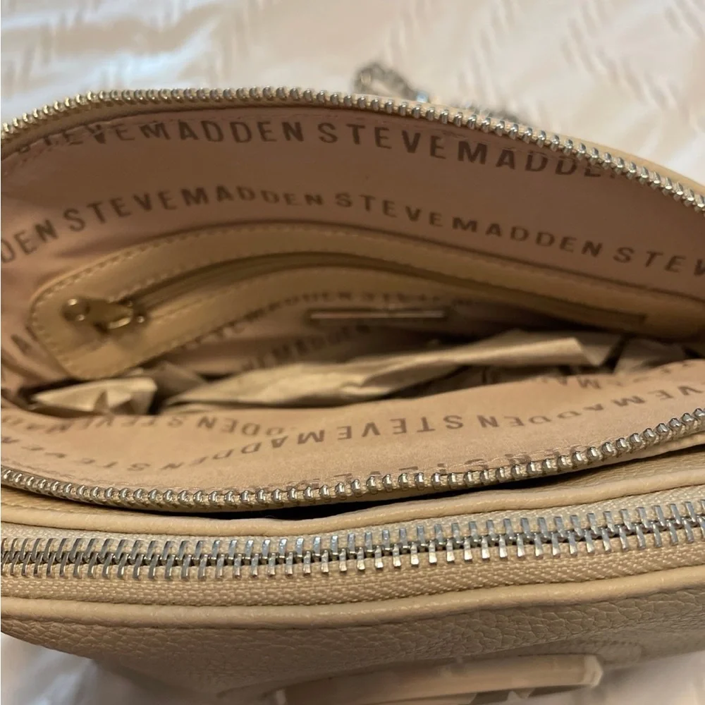 Steve Madden BMORA Adjustable Crossbody Purse beautiful shade - Picture 3 of 11